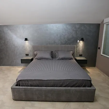 Luxury Triplex With Sea View *